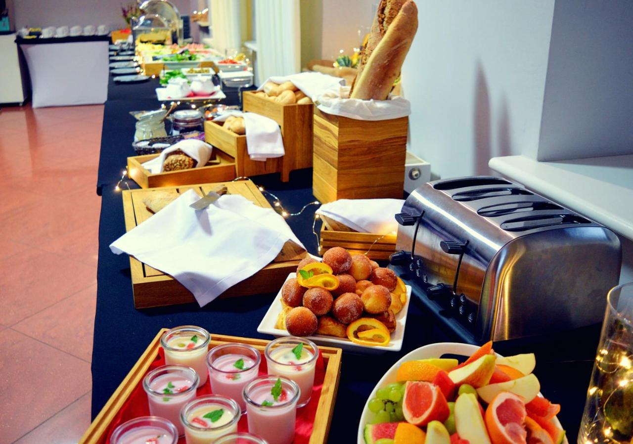 Tailor Hotel Sport & Conference Morąg Exteriör bild